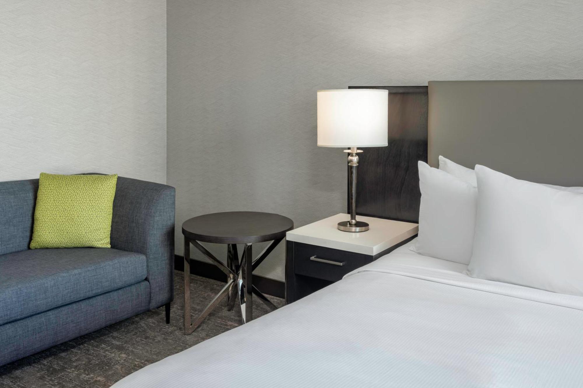 Hilton Vancouver Metrotown Burnaby Eksteriør billede