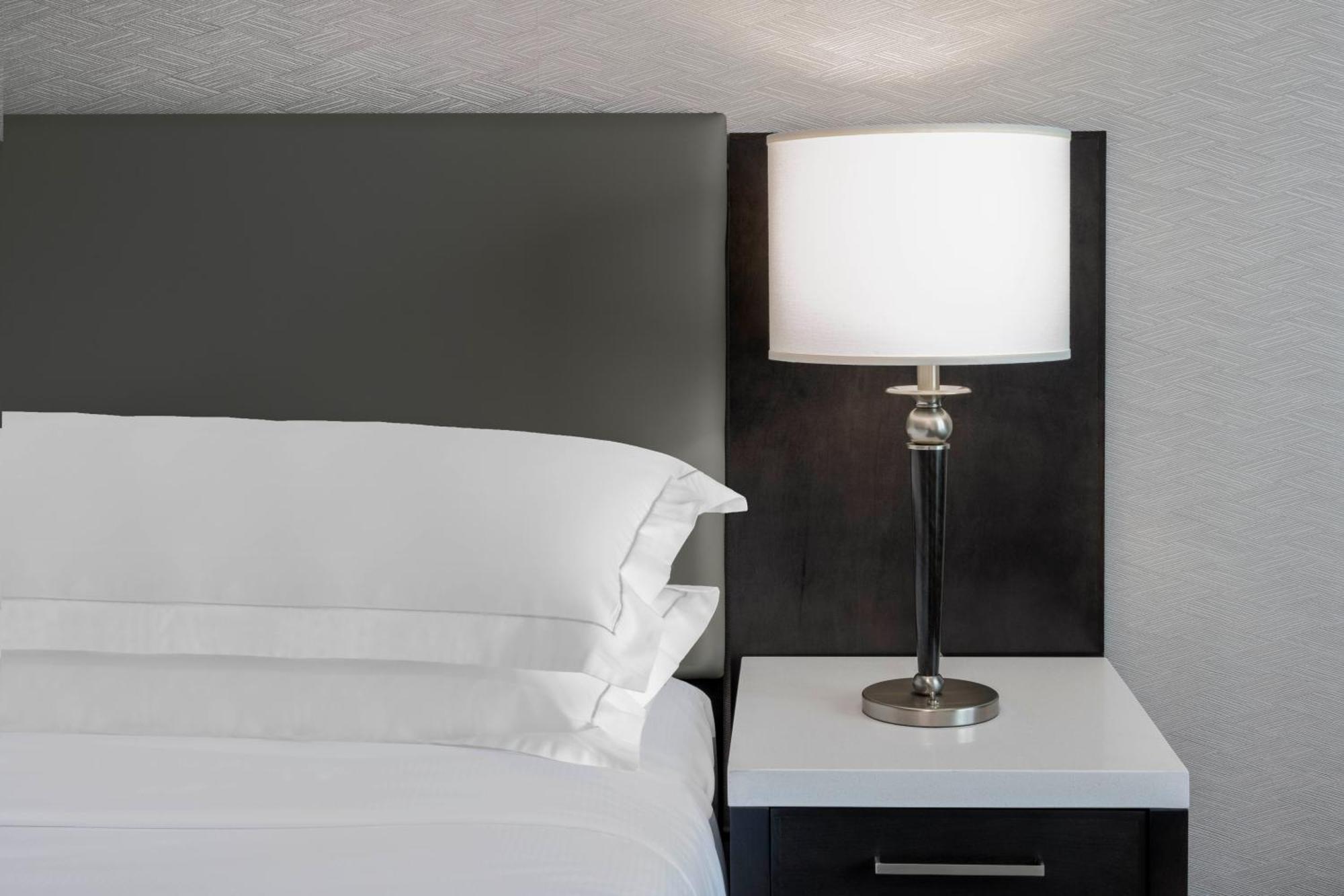 Hilton Vancouver Metrotown Burnaby Eksteriør billede